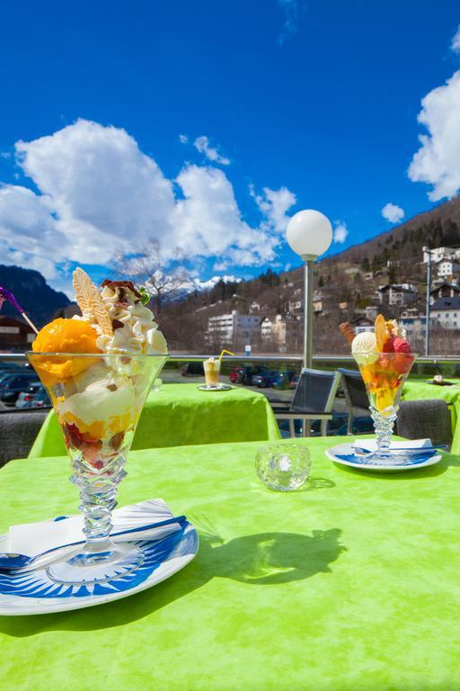 Hotel Raetia Ilanz/Glion Bagian luar foto