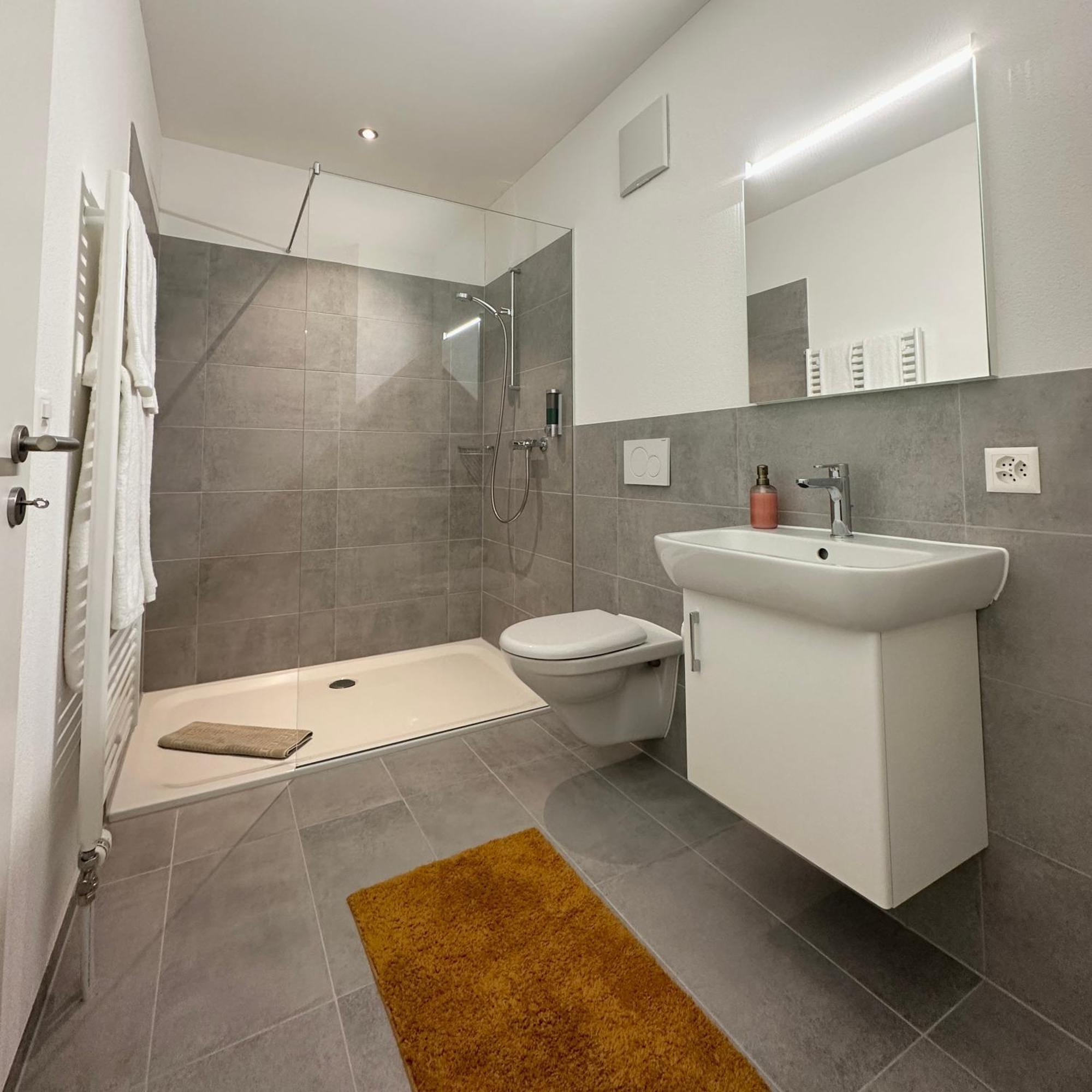 Hotel Raetia Ilanz/Glion Bagian luar foto